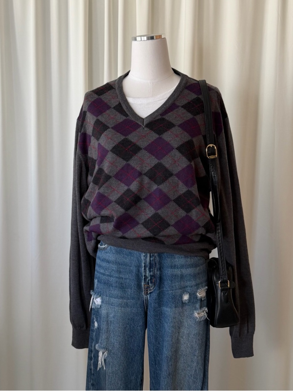 Mario Gilberti Italy 100% Extrafine Merino Wool Argyle V-Neck Sweater Gray XL.